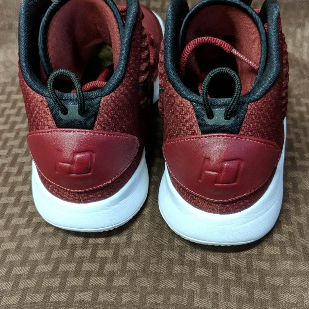 Nike Hyperdunk - Picture 4 of 12